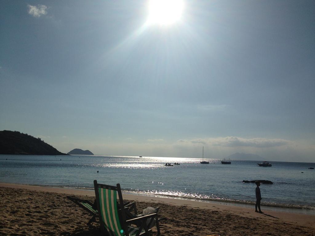 Apto Em Aluguel De Temporada * Cabo Frio